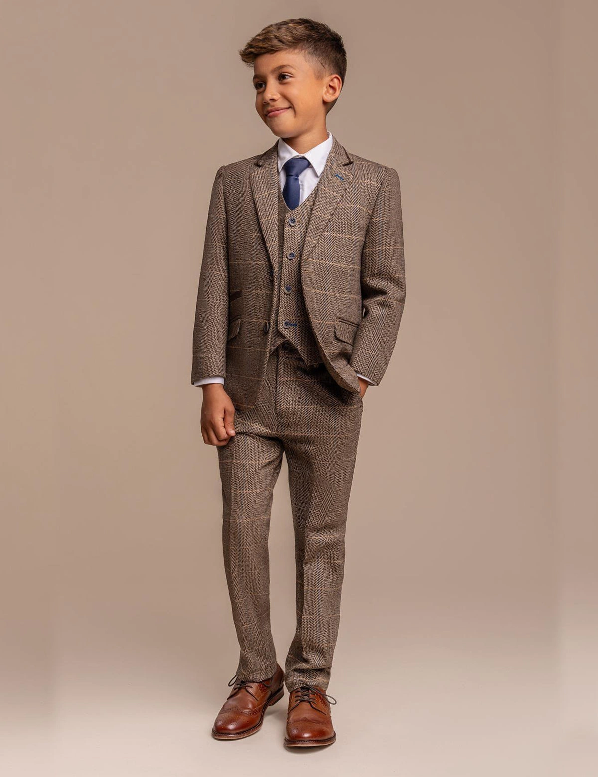 ALBERT BROWN CHECK TWEED JUNGS ANZUG: Stilvoller Herbst-Look für kleine Gentlemen!